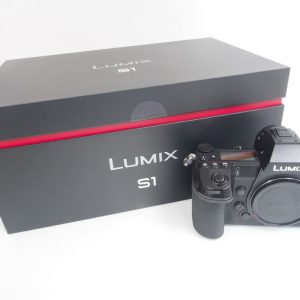 Panasonic S1 Corpo