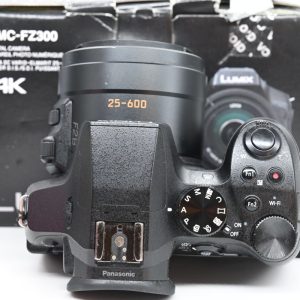 Panasonic Lumix FZ300