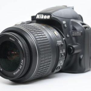 Nikon D3100 con 18/55
