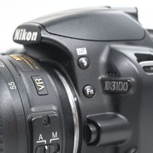 Nikon D3100 con 18/55