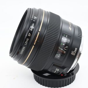 Canon EF 85mm f/1.8 USM