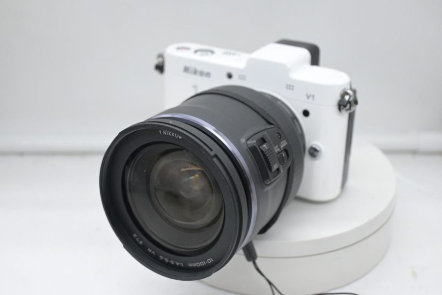 Nikon 1 V1 con Nikon 1 VR 10-100mm f/4.0-5.6