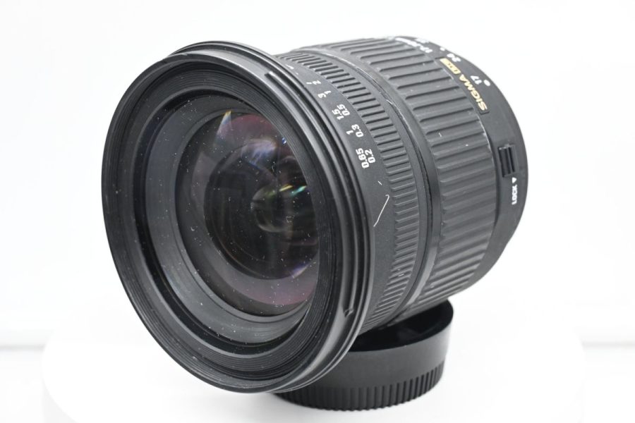 Sigma 17-70mm f/2.8-4 DC OS HSM Macro