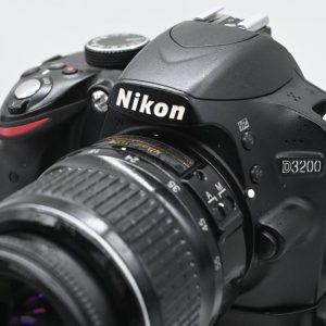 Nikon D3200 con 18-55 e Impugnatura