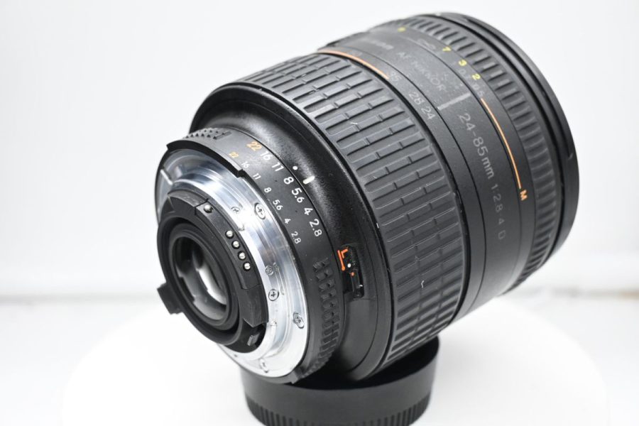 Nikon AF 24-85mm f/2.8-4 D IF