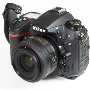 Nikon D5000 con obiettivo AF-S 35mm f/1.8 DX