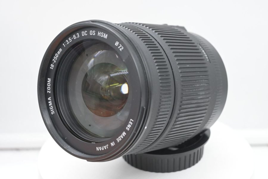 Sigma 18-250mm f/3.5-6.3 HSM per Canon