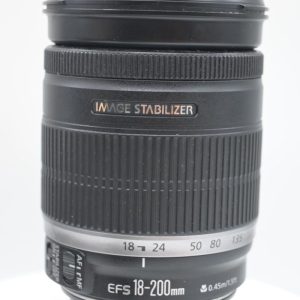 Canon EF-S 18-200mm f/3.5-5.6 IS
