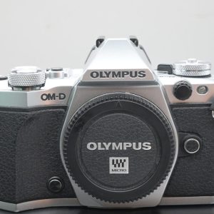 Olympus OM-D E-M5 Mark II