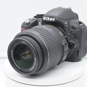 Nikon D3100 con 18-55mm Vr