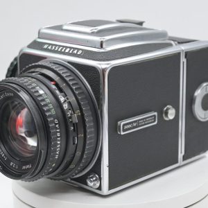 Hasselblad 500 C/M 80mm f/2.8 + Magazzino A12