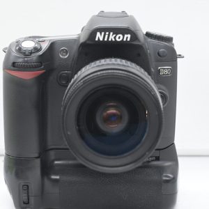Nikon D80 con 28-80mm