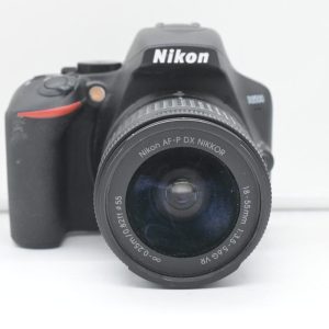 Nikon D3500 con 18/55 f 3.5-5.6G