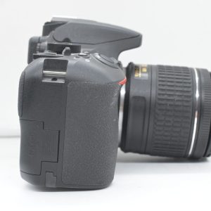 Nikon D3500 con 18/55 f 3.5-5.6G