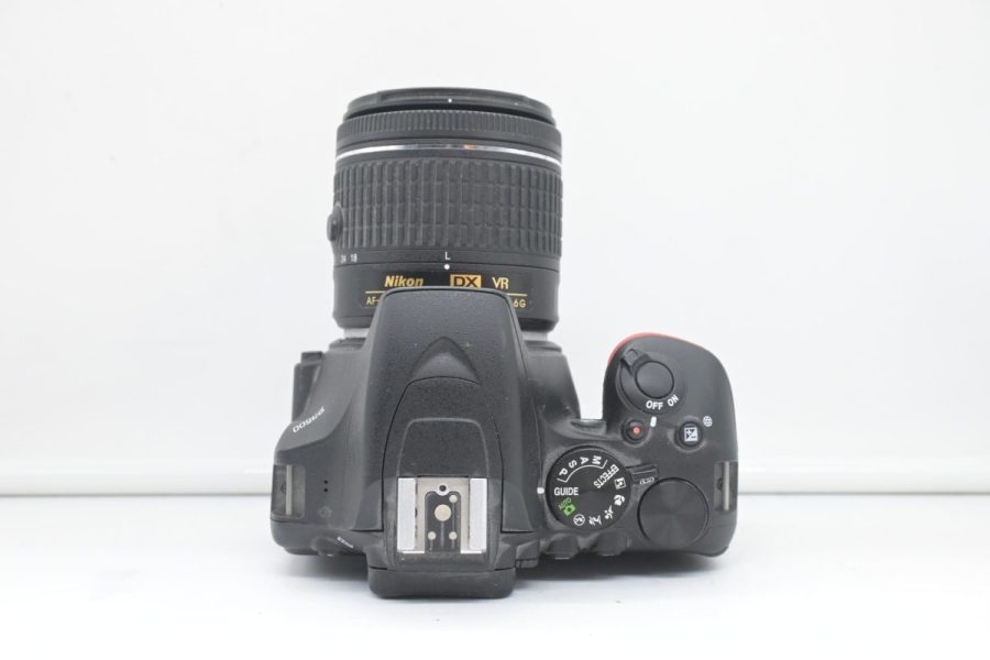 Nikon D3500 con 18/55 f 3.5-5.6G