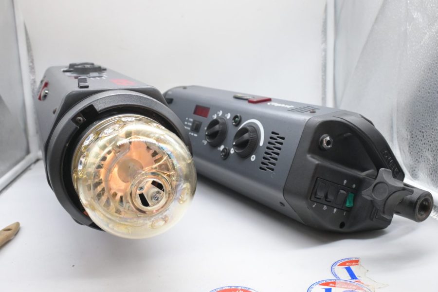 Bowens Esprit 1500 X 2 - immagine 2