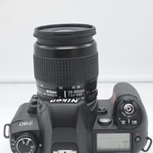 Nikon F80 con 28/80
