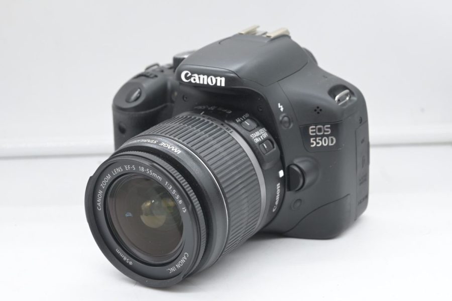 Canon D550 con 18/55