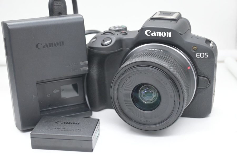 Canon EOS R50 con 18/45