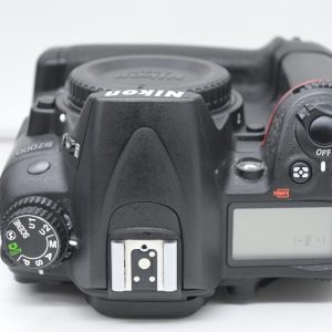 Nikon D7000 + Impugnatura