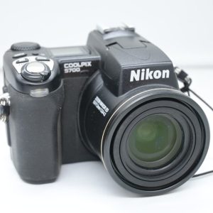 Nikon Coolpix 5700
